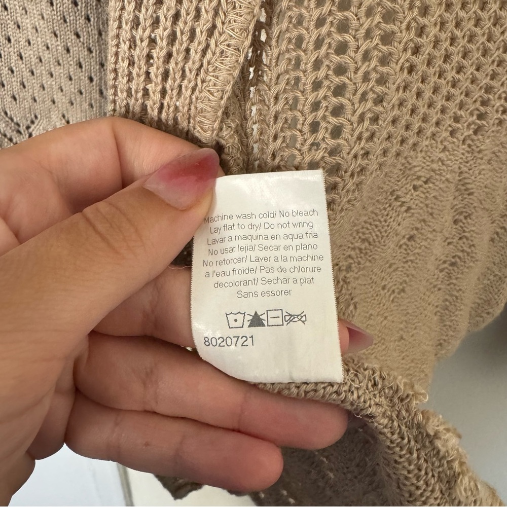 Vintage Made in the USA Tan Knit Cardigan with super cute details - Picture 6 of 6